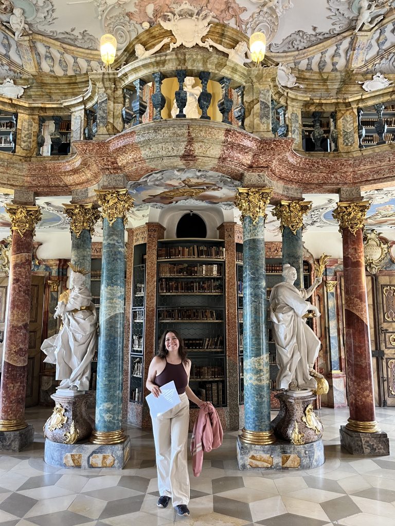 Biblioteca de Ulm, Alemania. Visita durante Working Holiday en Alemania.